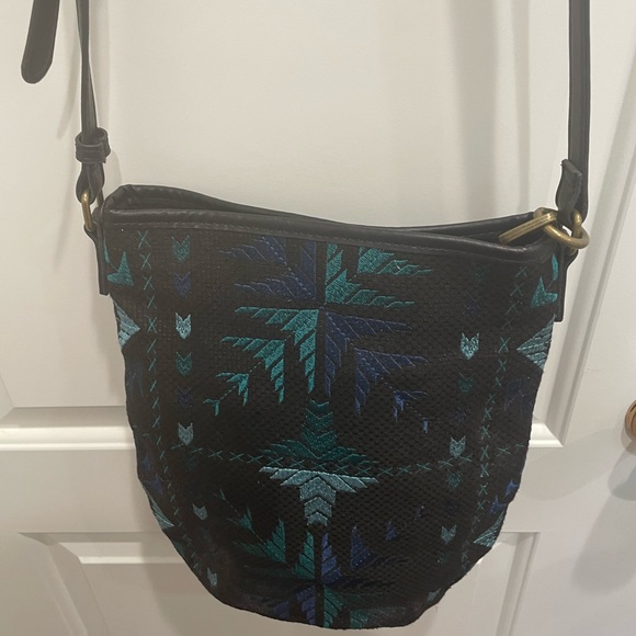 New Lucky Crossbody Bag.  Nice and fits all of your essentials. - Picture 3 of 7